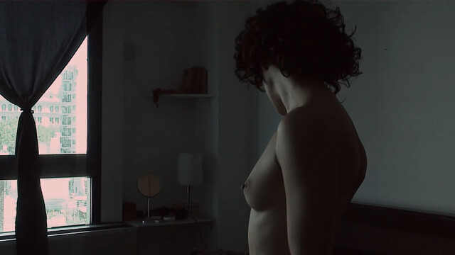 Romina Lugano nude - Paraiso, una historia de heteronimos (2015)