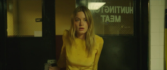 Camille Rowe sexy - Butcher Boy (2019)