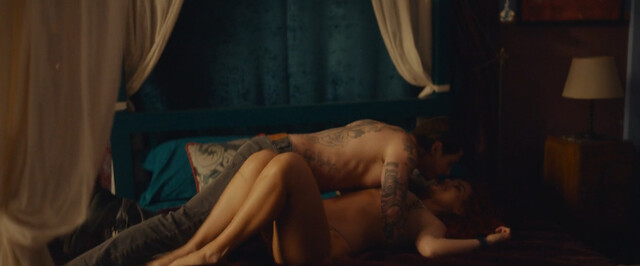 Bella Thorne nude, Alma Noce nude – Time Is Up 2 (Game of Love) (2022)