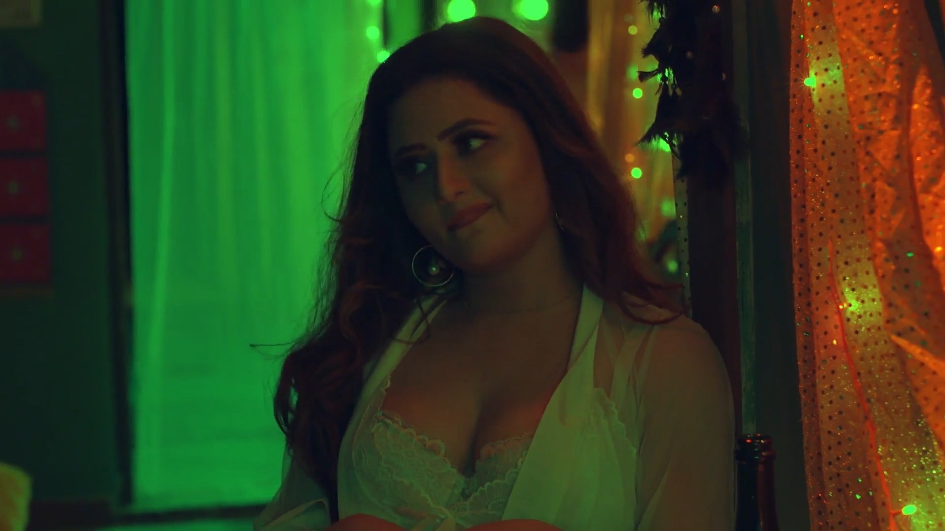 Rashmi Desai sexy - Ratri Ke Yatri s02e03 (2022)