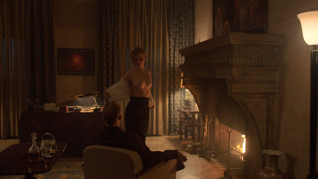 Saskia Rosendahl nude - Babylon Berlin s04e01 (2022)