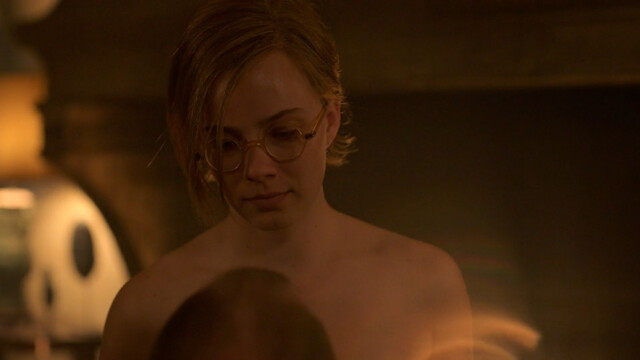 Saskia Rosendahl nude - Babylon Berlin s04e01 (2022)