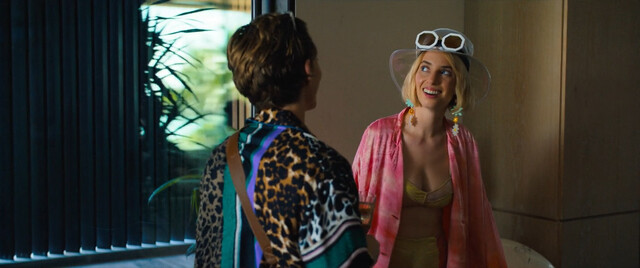 Maya Hawke sexy, Camila Mendes sexy, Alisha Boe sexy, Talia Ryder sexy – Do Revenge (2022)