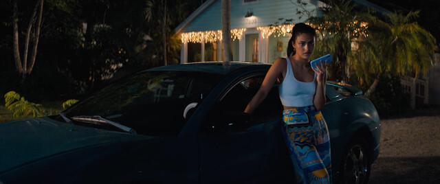 Maya Hawke sexy, Camila Mendes sexy, Alisha Boe sexy, Talia Ryder sexy – Do Revenge (2022)