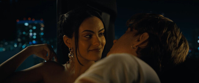 Maya Hawke sexy, Camila Mendes sexy, Alisha Boe sexy, Talia Ryder sexy – Do Revenge (2022)