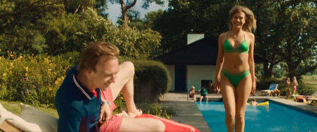 Maike Toussaint sexy, Nele Mueller-Stofen sexy, Zsa Zsa Inci Burkle sexy – All My Loving (2019)