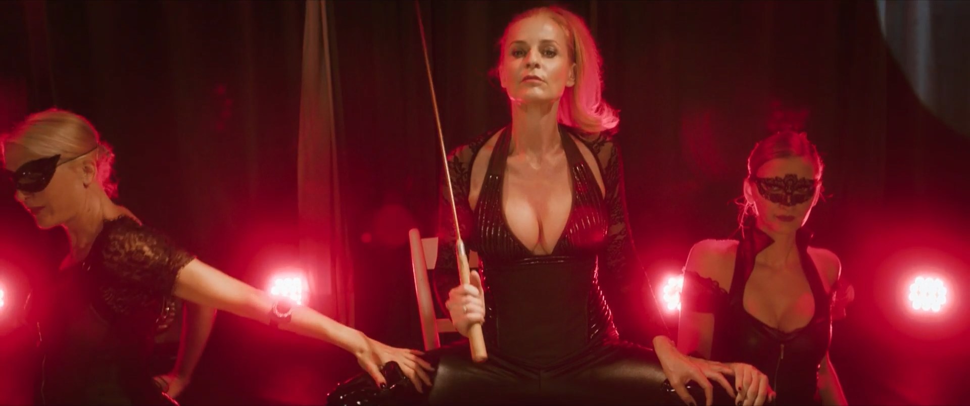 Franziska Schlattner sexy, Rosalie Thomass sexy – Eine ganz heiße Nummer 2.0 (2019)