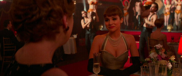 Alba Baptista sexy, Rose Williams sexy – Mrs Harris Goes to Paris (2022)