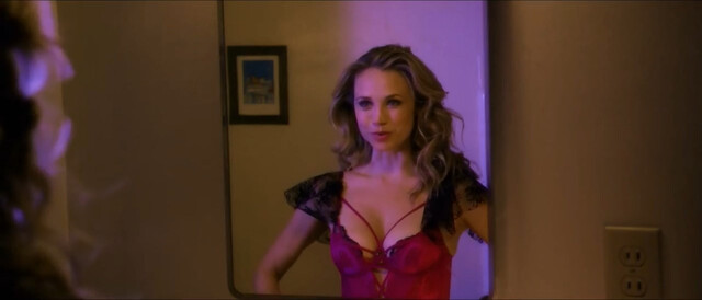 Fiona Gubelmann sexy - The Way We Weren't (2019)