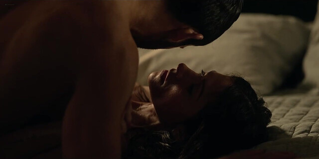 Sarah Shahi nude, Margaret Odette sexy, Wallis Day nude, Amber Goldfarb sexy  - Sex/Life s02e03-06 (2023)