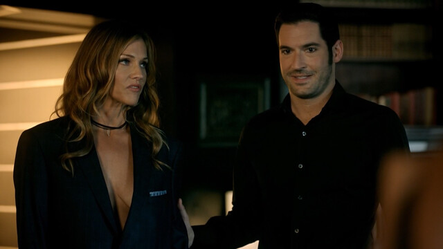 Tricia Helfer sexy - Lucifer (2016-2021)