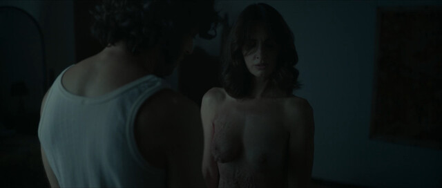 Paz Vega nude - La casa del caracol (2021)