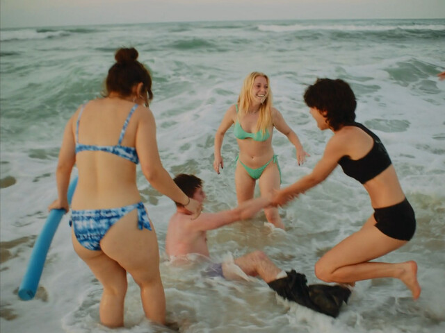 Malva Vela sexy, Nadia Al Saidi sexy, Naira Lleo sexy – How to Screw It All Up (Como mandarlo todo a la mierda) s01e02-06 (2022)