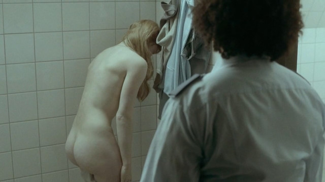 Sigrid ten Napel nude - Vast (2011)