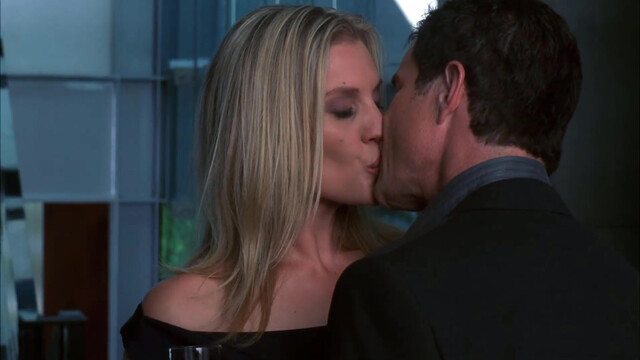 Katee Sackhoff sexy - Nip/Tuck s05e20 (2009)