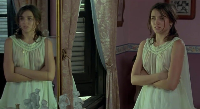 Yoraisi Gomez nude, Ana De Armas nude - Una rosa de francia (2006)