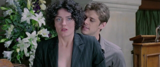 Andie MacDowell sexy, Anna Chancellor sexy - Crush (2001)