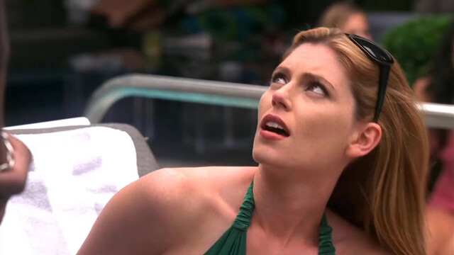 Diora Baird sexy - Shark s01e20 (2007)