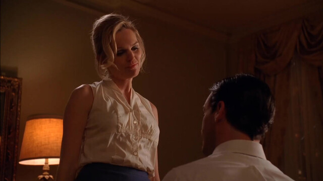 Sunny Mabrey sexy - Mad Men s03e01 (2009)