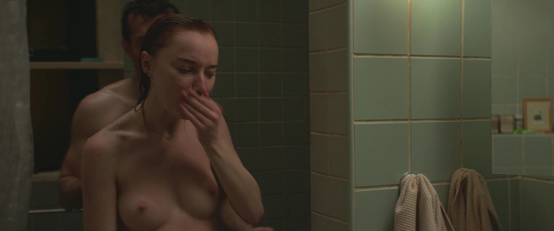 Phoebe Dynevor nude - Fair play (2023)