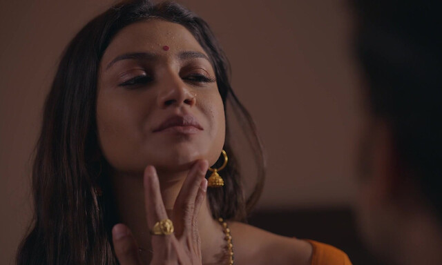 Saurseni Maitra sexy - Ek thi begum s02e01-04,06,08,10 (2020)