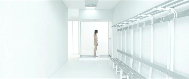 Anna Foglietta nude - Trafficante di Virus (2021)