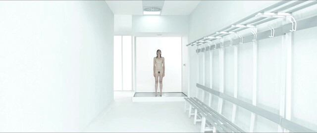 Anna Foglietta nude - Trafficante di Virus (2021)