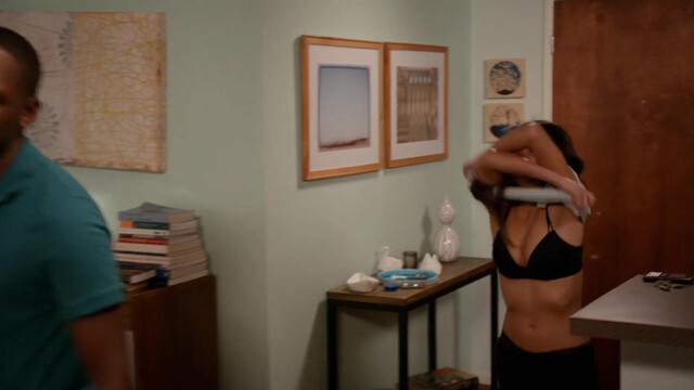 Brenda Song sexy - New Girl s02e17 (2013)