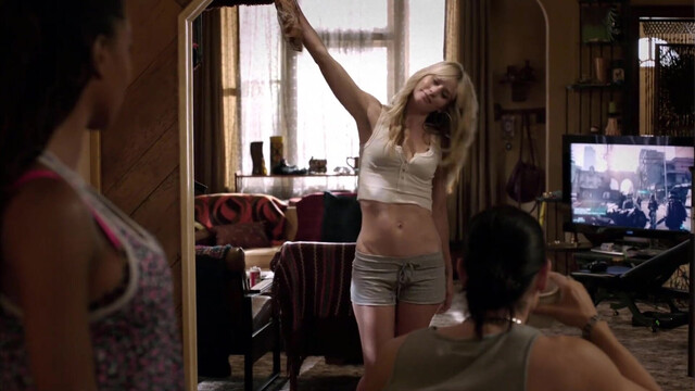 Emma Greenwell nude, Cameron Richardson sexy, Stephanie Fantauzzi nude, Justine Lupe sexy - Shameless s03e03 (2013)