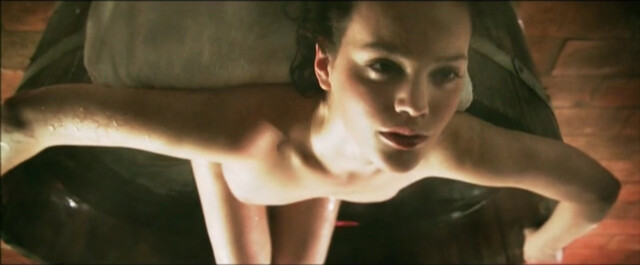 Benedetta Cimatti nude – Extrema Another Nite (2008)