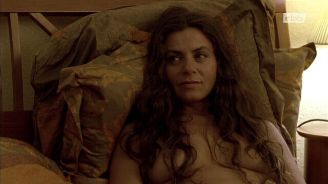 Naomi Krauss nude – Polizeiruf 110 s37e02 (2007)