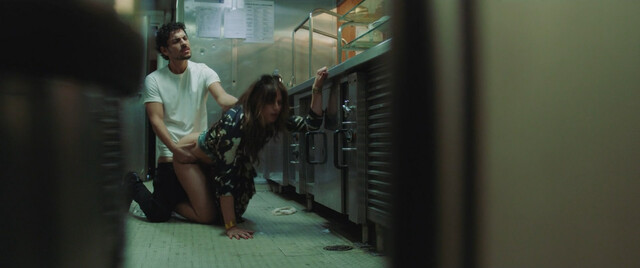 Elise Schaap nude – Stromboli (2022)