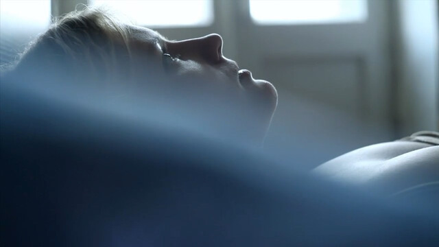 Natalya Kudryashova sexy – Utro Lizy (2012)