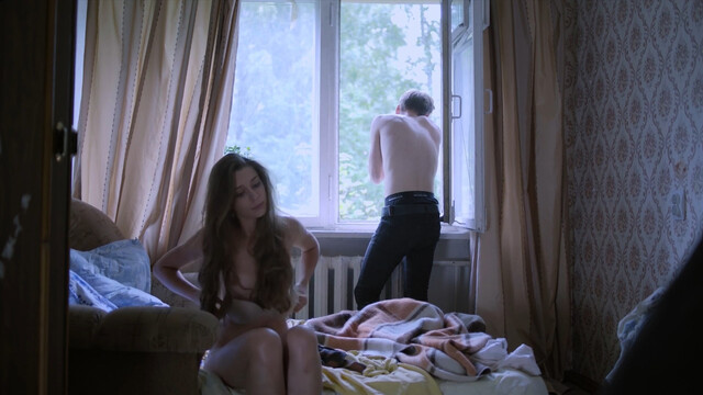 Ekaterina Cherepanova nude – On pipes (Na trubah) (2019)