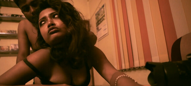 Tanya Dipannita sexy – Happy (2023)
