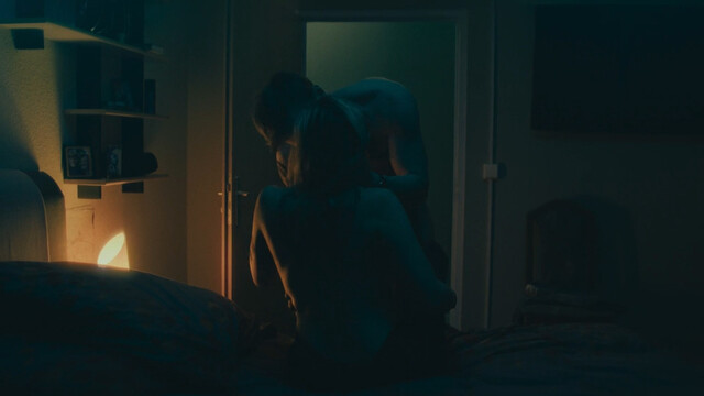 Hadewych Minis nude – A Thin Line s01e03 (2023)
