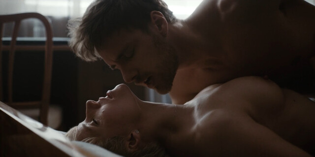 Roma Gasiorowska nude – Tonight You're Sleeping with Me (Dzisiaj śpisz ze mną) (2023)