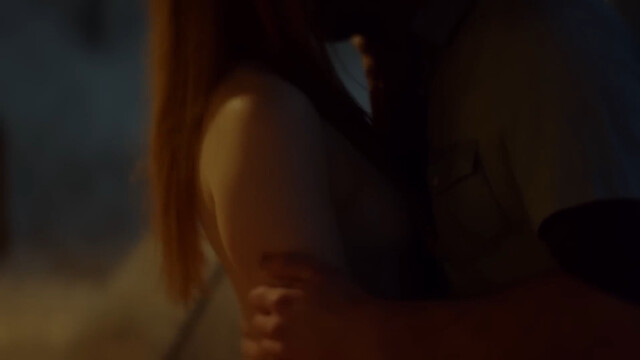Manon Tabet nude – Dans l'ombre des dunes (2022)