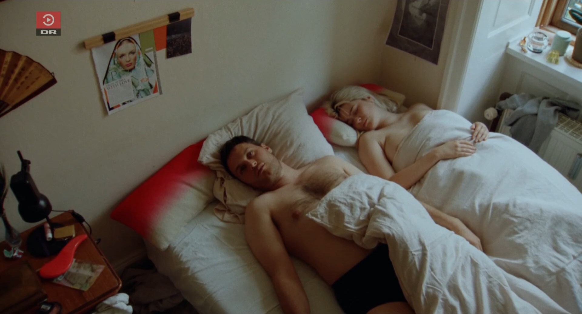 Sofie Torp sexy – Vores sidste sommer s01e01-06 (2021)