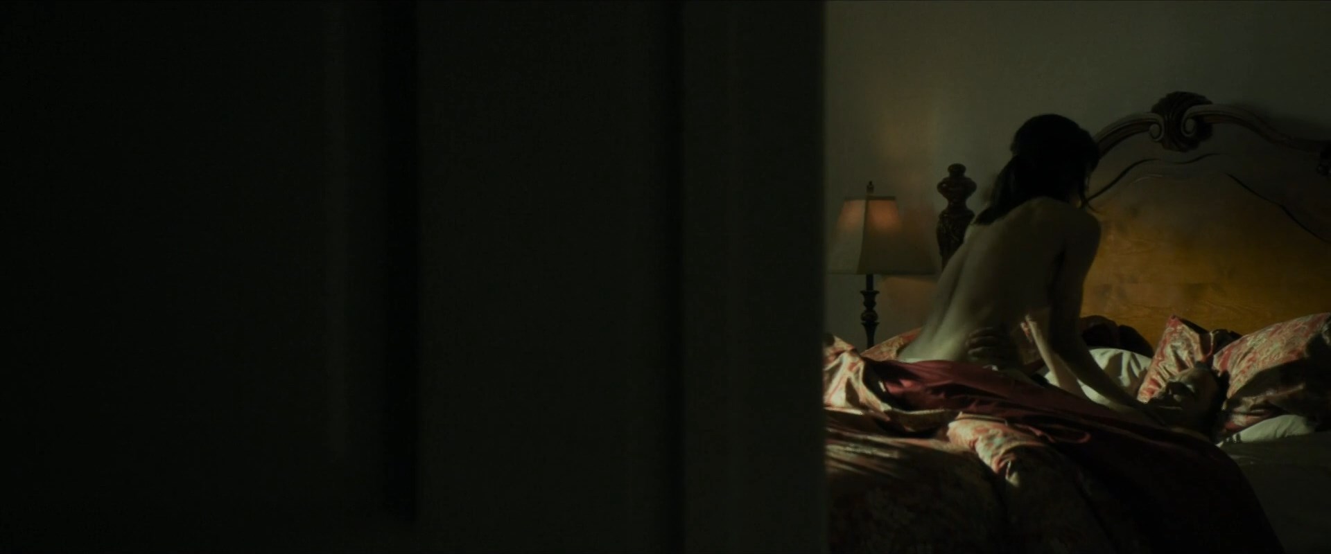 Kate Mansi sexy – Casa Grand s01e01-02 (2023)