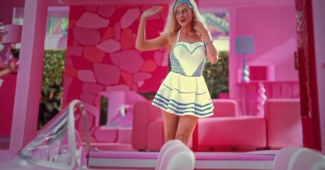 Margot Robbie sexy – Barbie (2023)