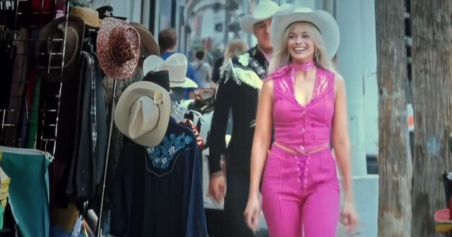 Margot Robbie sexy – Barbie (2023)
