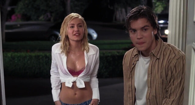 Amanda Swisten nude, Rachel Sterling nude, Elisha Cuthbert sexy - The girl next door (2004)