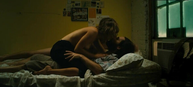 Alexia Rasmussen nude - Our Idiot Brother (2011)