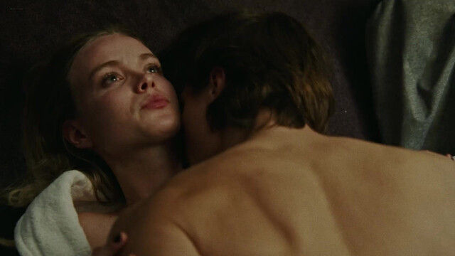 Matilda Kallstrom nude, Alma Jodorowsky nude - Threesome s01 (2022)