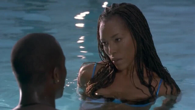 Angela Bassett sexy - How Stella Got Her Groove Back (1998)