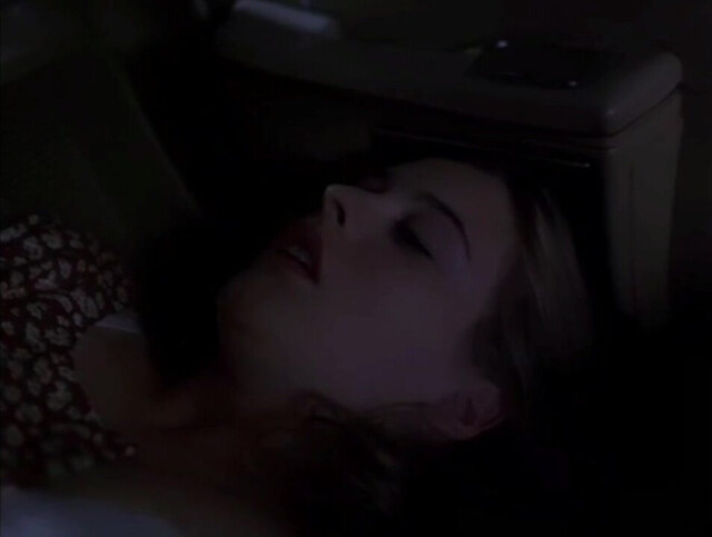 Alicia Silverstone sexy - True Crime (1995)