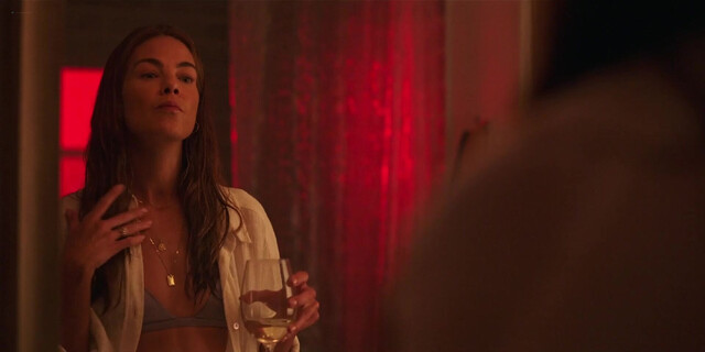 Michelle Monaghan sexy, Natalie Martinez sexy, Meredith Hagner sexy, Charlotte Lawrence sexy - Bad Monkey s01e01-02 (2024)