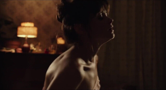 Alexis Bledel sexy - Emily and Tim (2015)