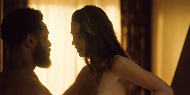 Alona Tal nude - Cross s01e06 (2024)